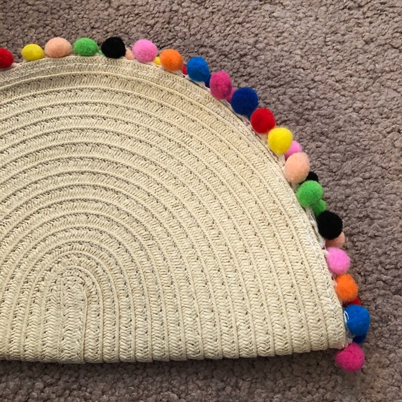 Women’s Clutch - Picture 7 of 11